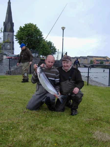Cathedral_Beat_14-6-09_Paul_McGrory_14lb_on_fly.jpg