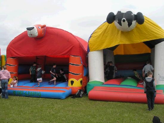 bouncy_castles.jpg