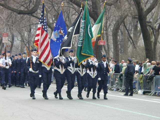 flags-and-guns_001.jpg