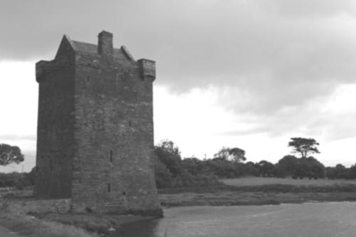 rockfleet_castle_k_b_w.jpg