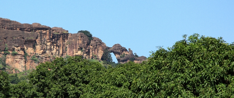 Arch_of_Kamadjan.jpg