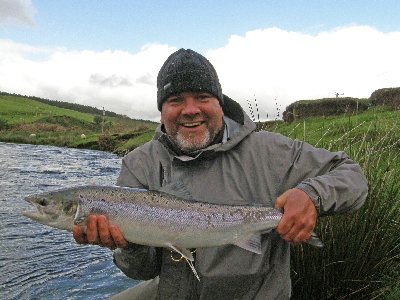 BerndGregan8lbsCatchRelease.JPG