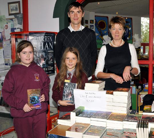 Castlebar_library_Darren_Shan_SEP5014.jpg