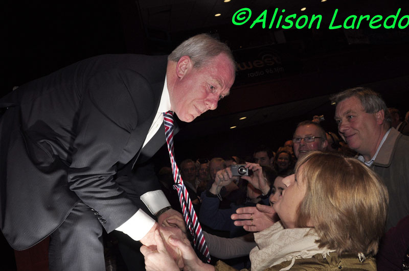 Castlebar_welcomes_Taoiseach_Enda_Kenny_by_Alison_Laredo_5.jpg