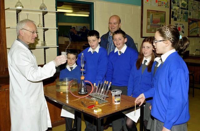 Davitt_College_Science_Magic_8772.jpg