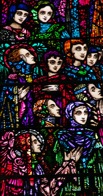 Harry_Clarke_Newport_crowd.jpg