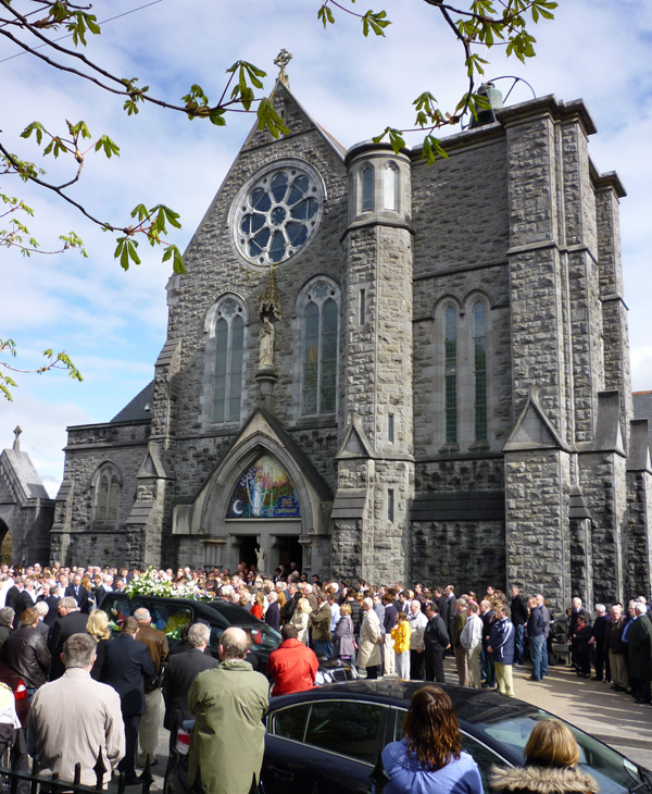 JL_Tony_McHugh_Funeral_201004184.jpg