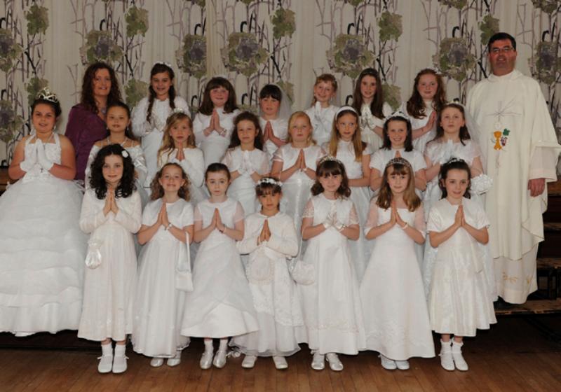 StAngelas1stCommunion2011_2.JPG