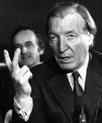 charlie_haughey_fingers.jpg