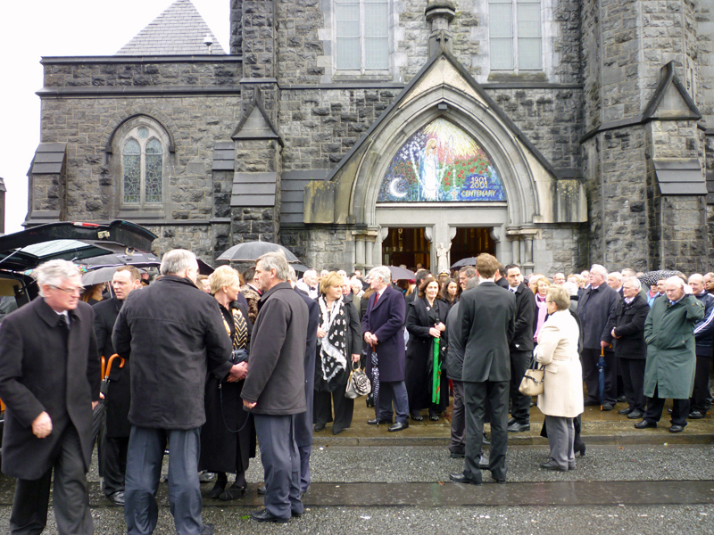 jl_Eithne_Kenny_Funeral_30089-3.jpg