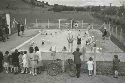 swimming_pool_1966.jpg