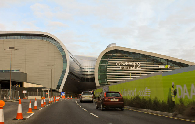 terminal2-2353.jpg