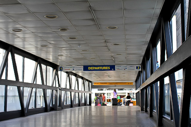 terminal2-2359.jpg