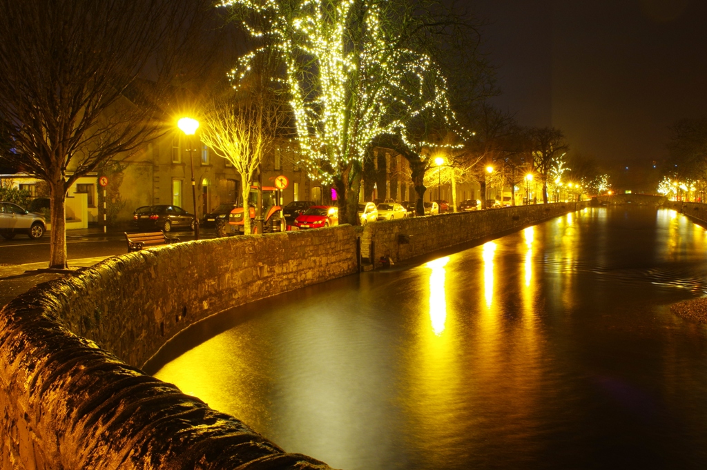 Castlebar_ie_Westport_Christmas_Day_lights_2015_085.jpg