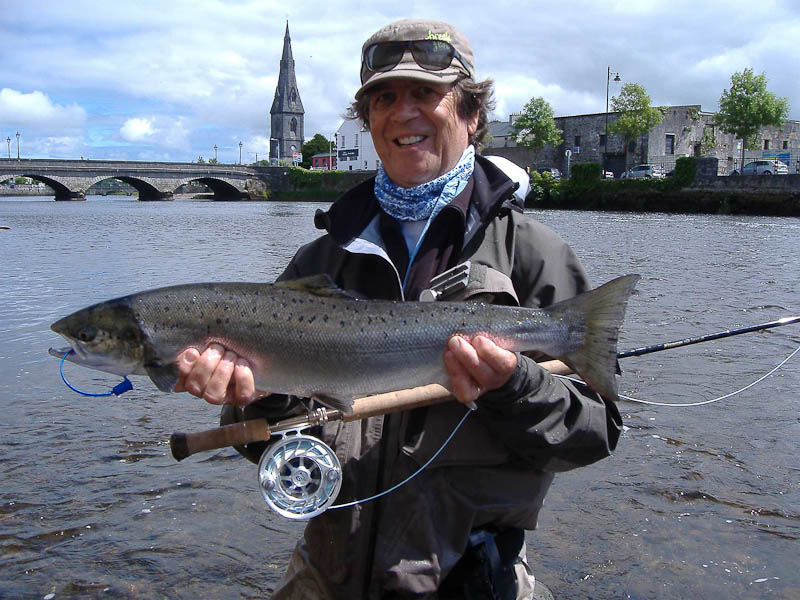 David_Angliss_Australia_with_his_7_pounder_from_the_Ridge_Pool.jpg