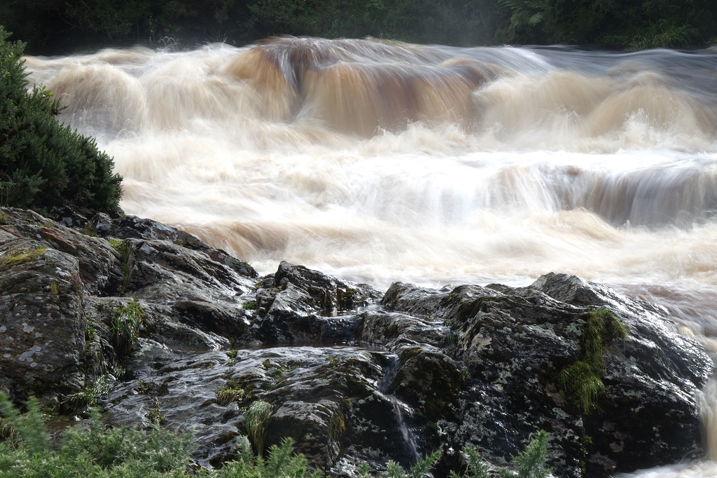 GlenCarrickFalls-1024-DSC05957.jpg