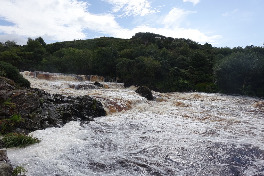 GlenCarrickFalls-1024px-DSC05974.jpg