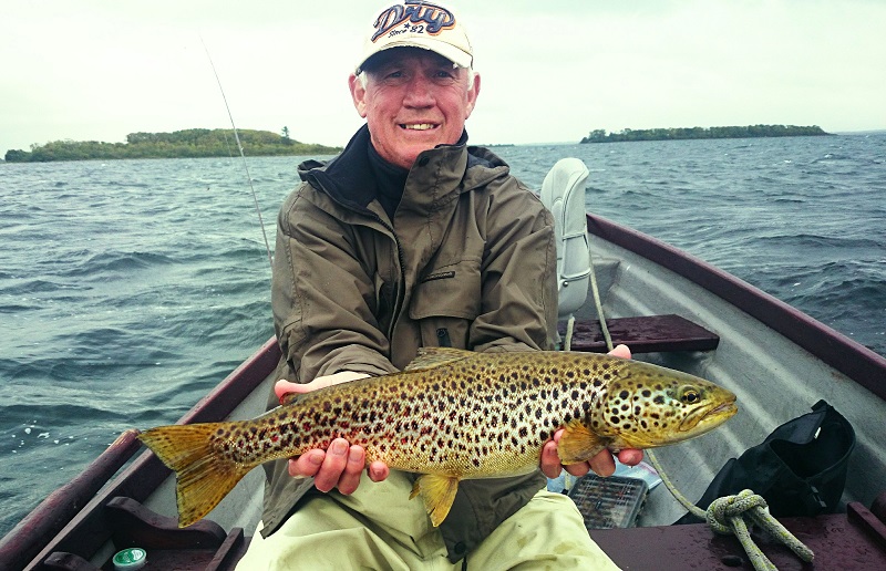 LloydVincent45lbsCorribtroutSep2014.jpg