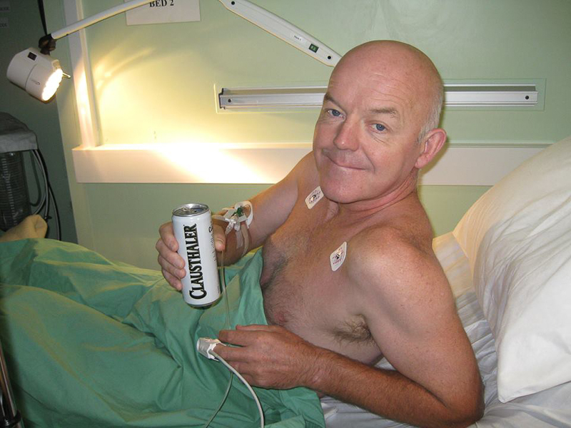 Recovery_after_having_my_appendix_removed_in_Chad_2010.jpg