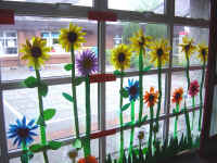 photo link to our art and crafts page