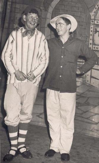1958 Dec - 1959 Jan. - Herbie Glynn as Sammy & Anto Condon as Crier