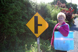 Mrs Evelyn Horan, Westport Active Retirement Group, with the 'See-Me' road safety bag. Click photo for details of this new road safety scheme.