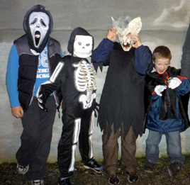 Jack Loftus has photos of some strange visitors that appeared at his door last Saturday evening! Click photo above for more spooky photos.