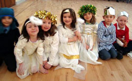 Snugboro National School gets into the Christmas Spirit with their Carol Service held on Monday last. Click on photo for lots more photos.