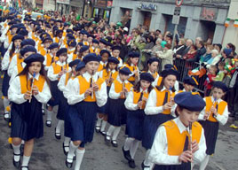 Some more parade photos - we had a great response this year - this gallery from Tom Campbell. Click photo above for more.