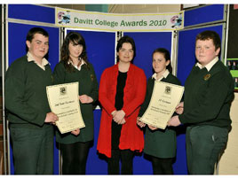 Ken Wright has a big gallery of photos from the Davitt College Awards Night 2010. Click on photo for lots more.