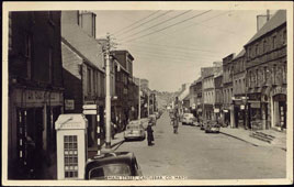 Sean Smyth has an old postcard of 1950s Castlebar. Click on photo for more.