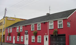 Kenny's Guesthouse on Lucan Street - right in the heart of Castlebar is the ideal base for your stay in Mayo. Click on photo for more.