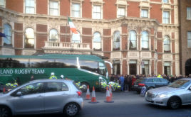 A bit of a scrum spotted outside the Shelbourne Hotel in Dublin. Click on photo for more.