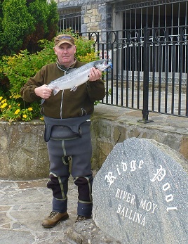 The first salmon of 2014 at the Ridge Pool in Ballina. Click on photo for the details.