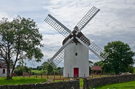 Windmills can be beautiful. Click above to take a detour off the N5.