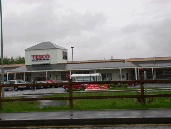 Tescos Open 24 x 7