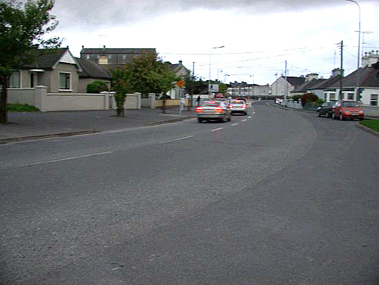 Approaching the new roundabout
