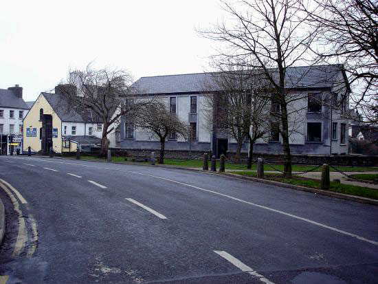 New Building on the Mall