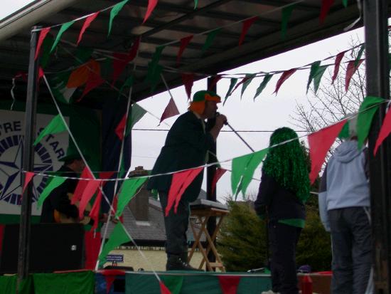 St Patrick's Day Parade 2006 - viewed from New Antrim Street