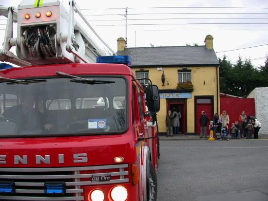 St Patrick's Day Parade 2006 - viewed from New Antrim Street