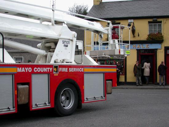 St Patrick's Day Parade 2006 - viewed from New Antrim Street