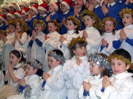 Scoil Raifteirí held their Christmas Concert, Ceolchoirm na Nollag. Click photo for more details and links.