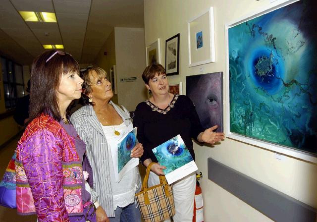 GMIT BA Graduates Art & Design 2007  Turas exhibition held in Mayo General Hospital which was opened by John Behan RHA and will runs from  23rd August until the 23rd October. Bernie OMahoney, Barbara Rudd and Kathleen OHora looking at some of the paintings on display. Photo  Ken Wright Photography 2007