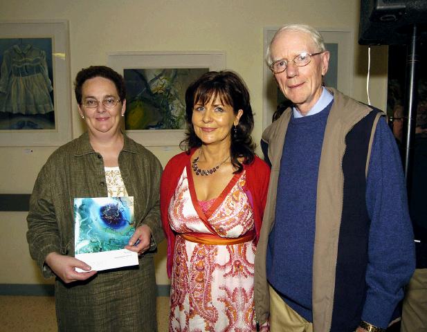 GMIT BA Graduates Art & Design 2007  Turas exhibition held in Mayo General Hospital which was opened by John Behan RHA and will runs from  23rd August until the 23rd October. L-R: Marie Loftus, Carmel Jordan (artist), Tom Higgins enjoying the exhibition. Photo  Ken Wright Photography 2007