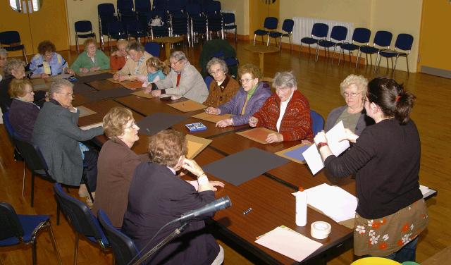 Breda Murphy presenting a visual arts workshop in Balla Community Centre, part of the Arts Office Bealtaine Celebrating Creativity in Older Age. Photo  Ken Wright Photography 2007.