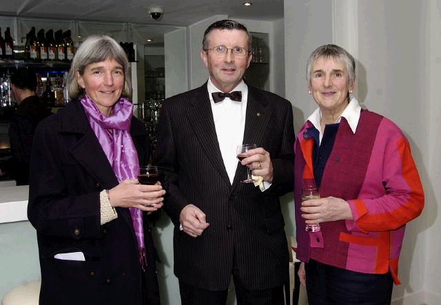Pictured at the Castlebar Lions Club wine reception held in Days Hotel prior to the Opera Don Giovanni which was held in the TF Royal Hotel & Theatre. L-R: Susie Fry, Joe Staunton, Elaine Devereux Photo  Ken Wright Photography 2007.  