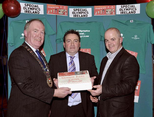Pictured at the Launch of the Special Olympics 2009 in the Welcome Inn, Joe Mellett, Cathaoirleach who officially launched the start of the fundraising also in the picture   John OShaughnessy, Chairman Mayo Special Olympics and Blackie Gavin, Deputy Mayor. Photo  studio 094. 