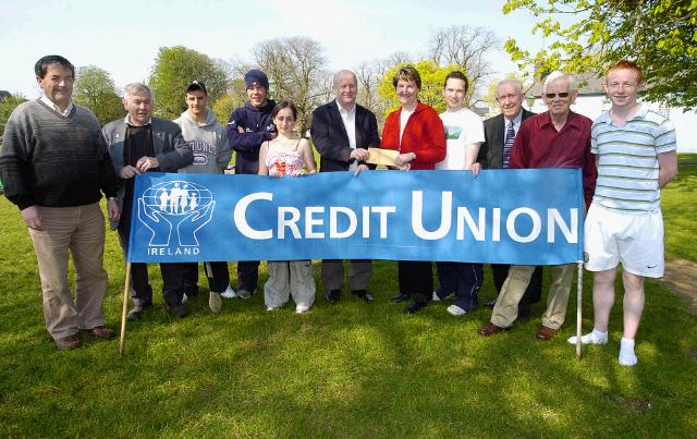 Presentation of a cheque from Castlebar Credit Union to Tony Stakelon for Hurling on the Green, pictured with members of Castlebar Credit Union and coaches from the Hurling Club. Photo  Ken Wright Photography 2007.