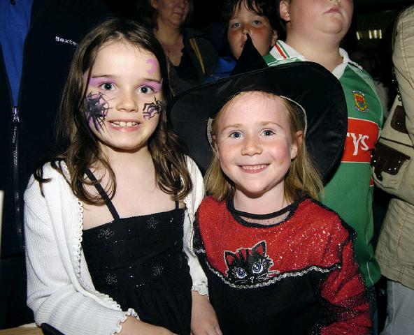 Pictured at Castlebar Library, at the launch of J K Rowlings Harry Potter and the Deathly Hallows Two little girls enjoying the fun .  Photo  Ken Wright Photography 2007.  