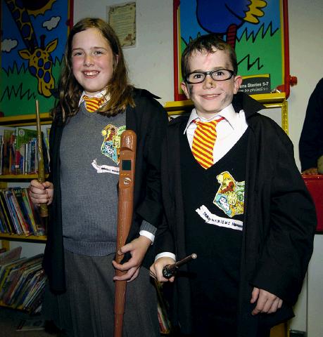 Pictured at Castlebar Library, at the launch of J K Rowlings Harry Potter and the Deathly Hallows Sarah and David Rutledge  .  Photo  Ken Wright Photography 2007.  



